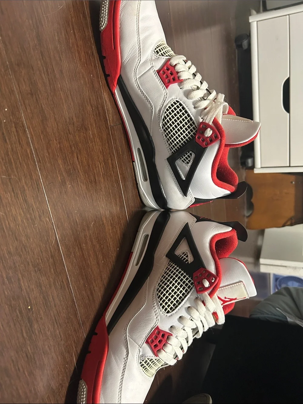 Jordan 4 Fire Red size 11 used great condition